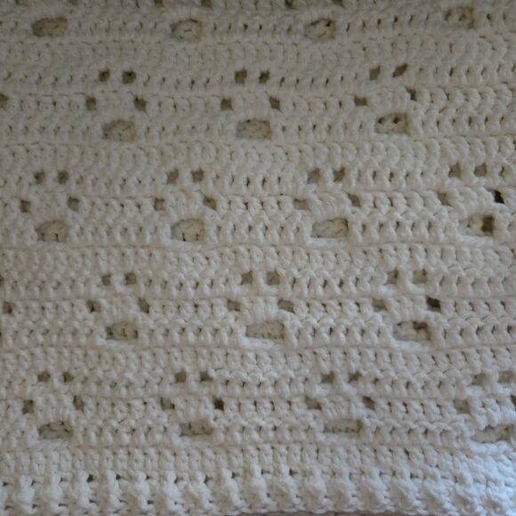Handmade Paw Print Afghan Blanket 55x33 White Cozy Warm Pet Lover Gift Throw - Picture 3 of 4